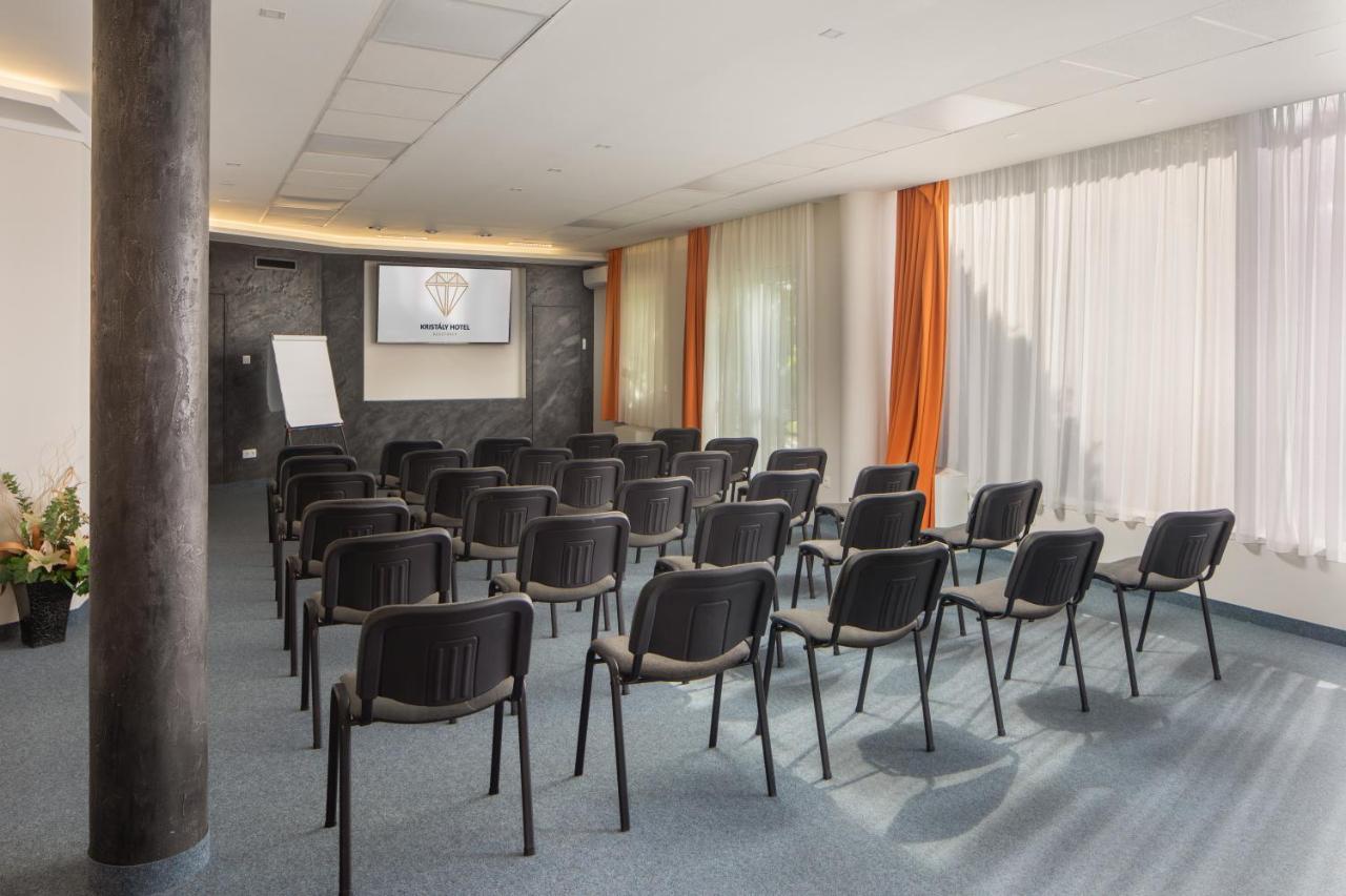 Kristaly Hotel Keszthely Luaran gambar