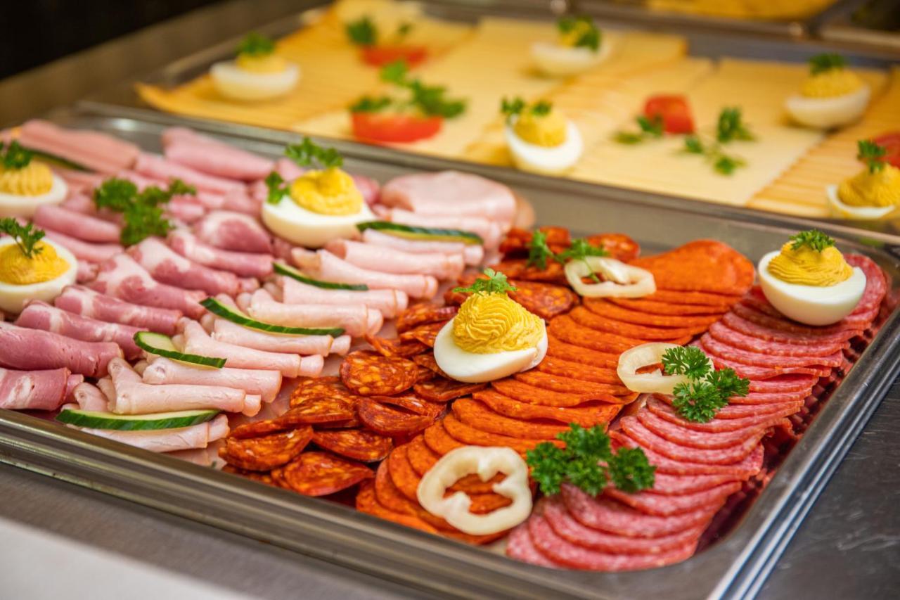 Kristaly Hotel Keszthely Luaran gambar