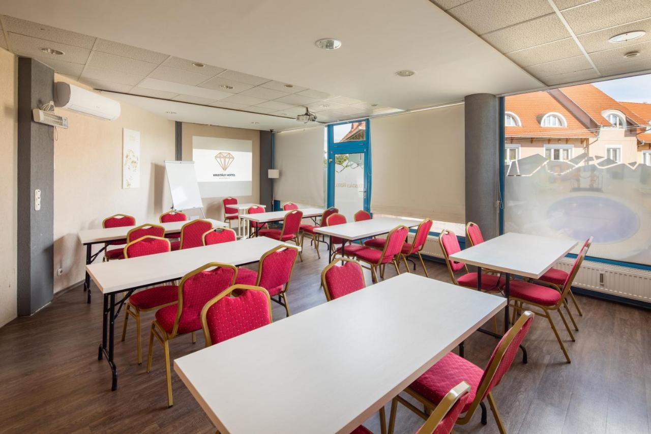 Kristaly Hotel Keszthely Luaran gambar