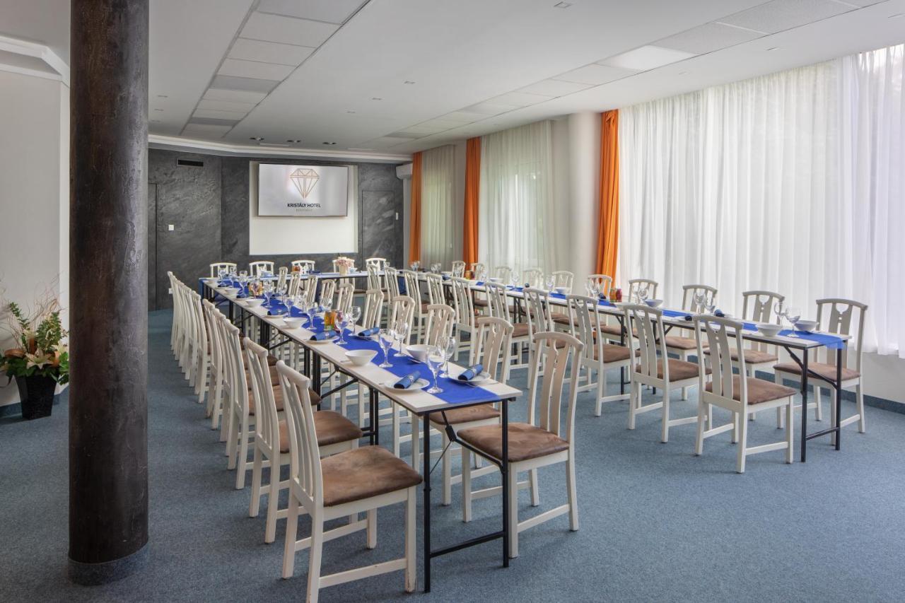 Kristaly Hotel Keszthely Luaran gambar