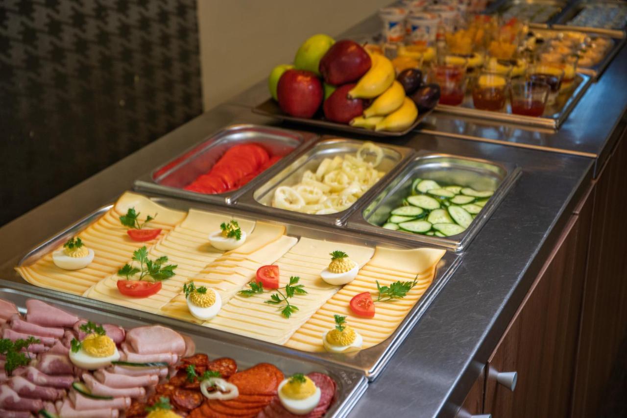 Kristaly Hotel Keszthely Luaran gambar